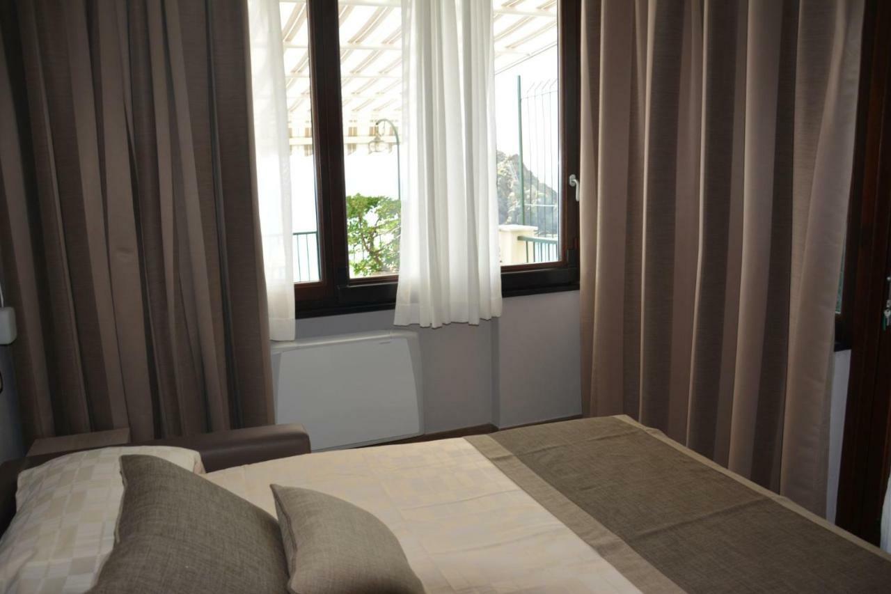Asseu Hotel Sestri Levante Exterior photo