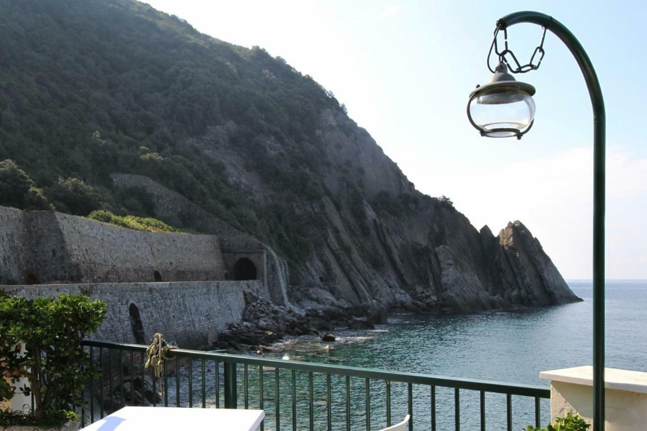 Asseu Hotel Sestri Levante Exterior photo