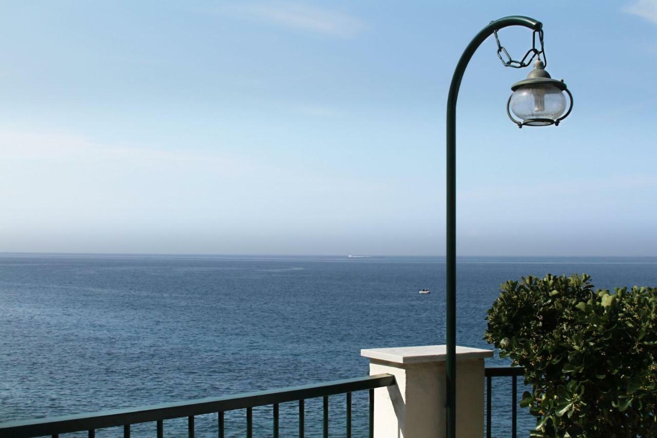 Asseu Hotel Sestri Levante Exterior photo