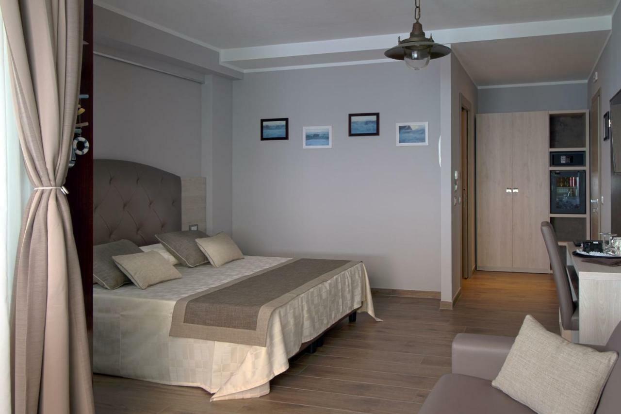 Asseu Hotel Sestri Levante Exterior photo