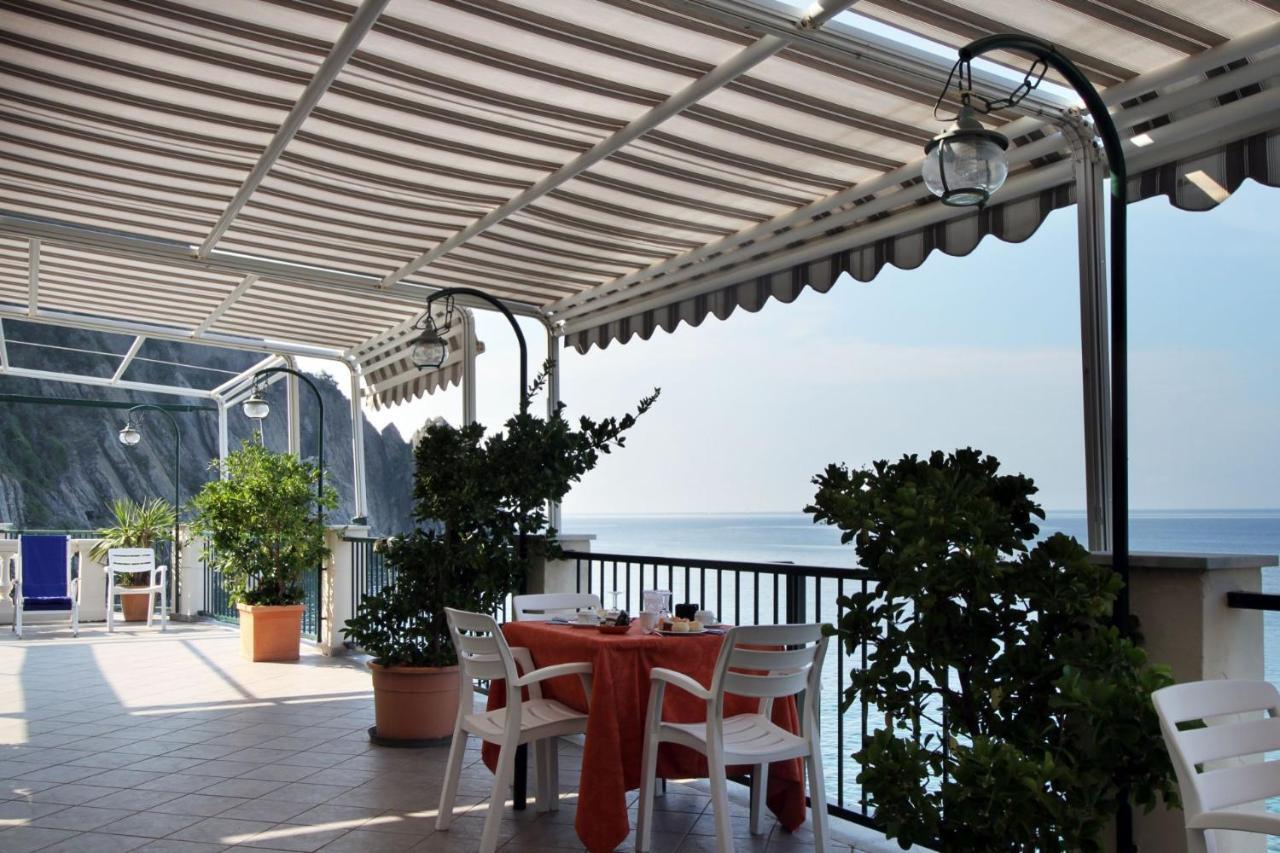 Asseu Hotel Sestri Levante Exterior photo
